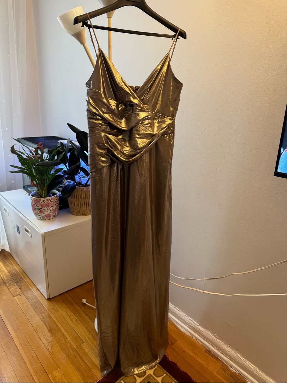 RAEHAN-SLEEVELESS-GOWN - Picture 4 of 5
